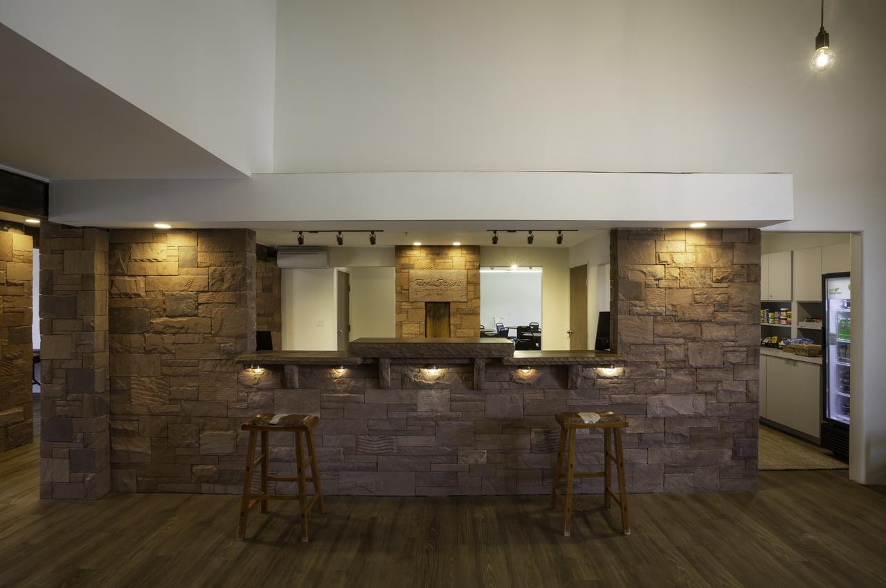 Red Sands Hotel Тори Екстериор снимка
